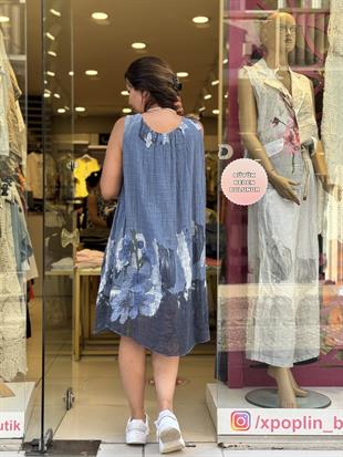 Çiçek Desenli Kolsuz İthal Elbise Mavi