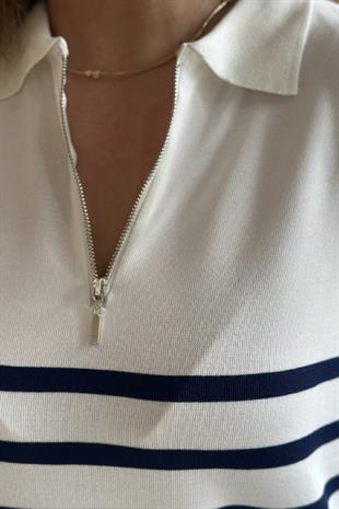 Çizgi Detaylı Yakalı Fermuarlı Merserize Bluz