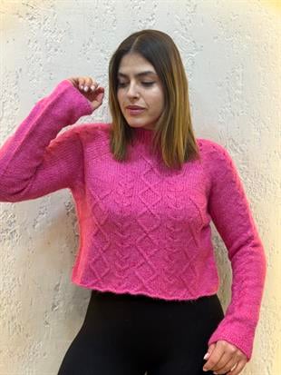 Dik Yaka Desenli Crop Kazak Pembe