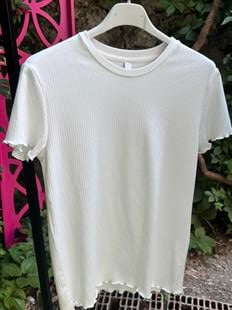 Fırfır Detaylı Yuvarlak Yaka Kısa Kollu T-shirt