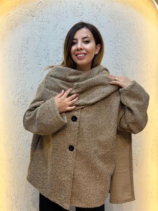 Kendinden Atkı Detaylı Düğmeli İthal Yün Kaban Camel