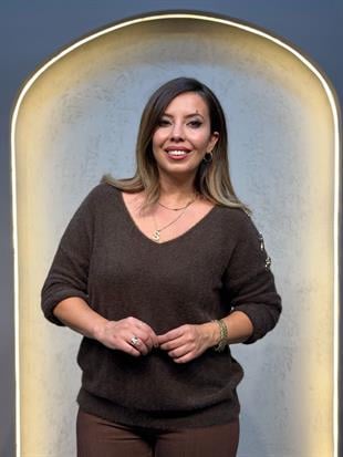 Kol Broş Detaylı İthal Bluz Acı Kahve