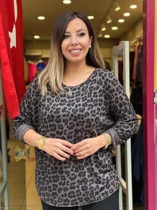 Leopar Desen U Yaka İthal Bluz Acı Kahve