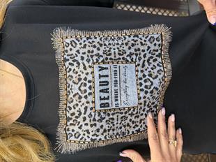 Oysh Leoparlı T-Shırt Siyah