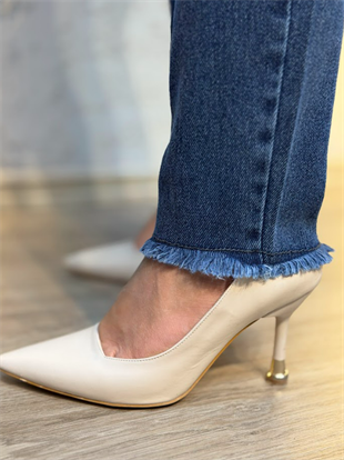 Paça Püsküllü Kot Pantolon