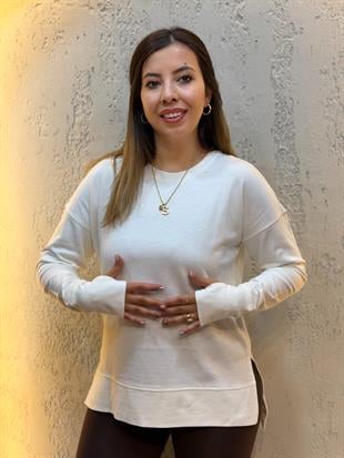 Parmak Geçirme Detaylı Yanları Yırtmaçlı Pamuk Sweatshirt Beyaz