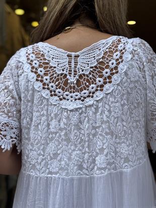 Pul Payet Detaylı İpek İthal Elbise Beyaz