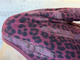 Sim Geçişli Leopar Desen İthal Bluz Bordo
