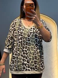 Sim Geçişli Leopar Desen İthal Bluz Krem