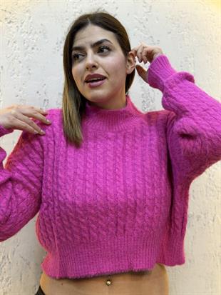Tüycüklü Saç Örgü Crop Kazak Fuşya