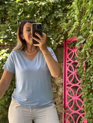 V Yaka Basic T-shirt Bebe Mavisi