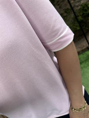 Yuvarlak Yaka Çizgi Detaylı Merserize Bluz Pembe