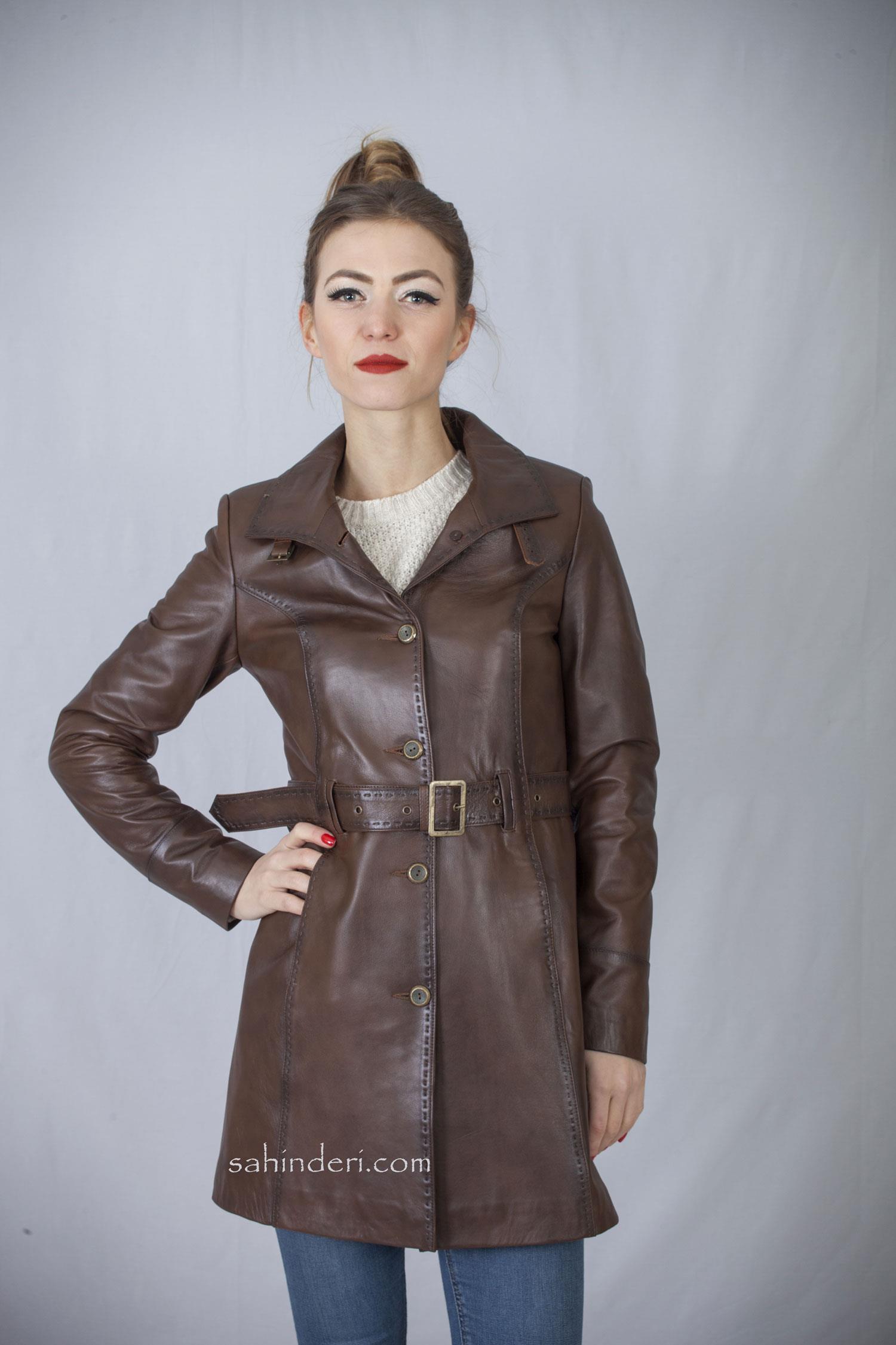 Düğmeli Bayan Deri Mont