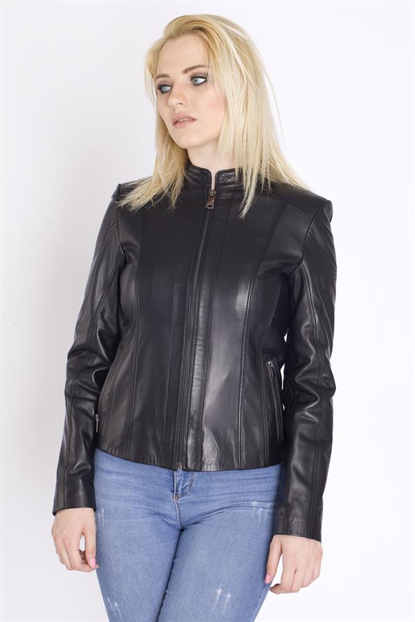 Bayan Kısa Siyah Deri Mont