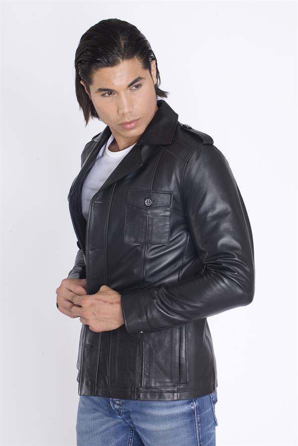 Kapaklı Cep Siyah Deri Ceket