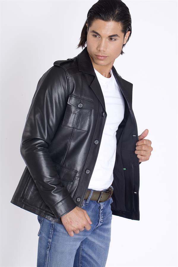 Kapaklı Cep Siyah Deri Ceket