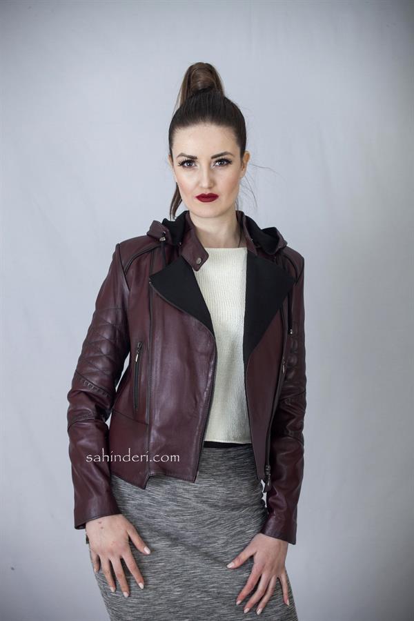Şahin Deri Kapşonlu Bayan Deri Mont