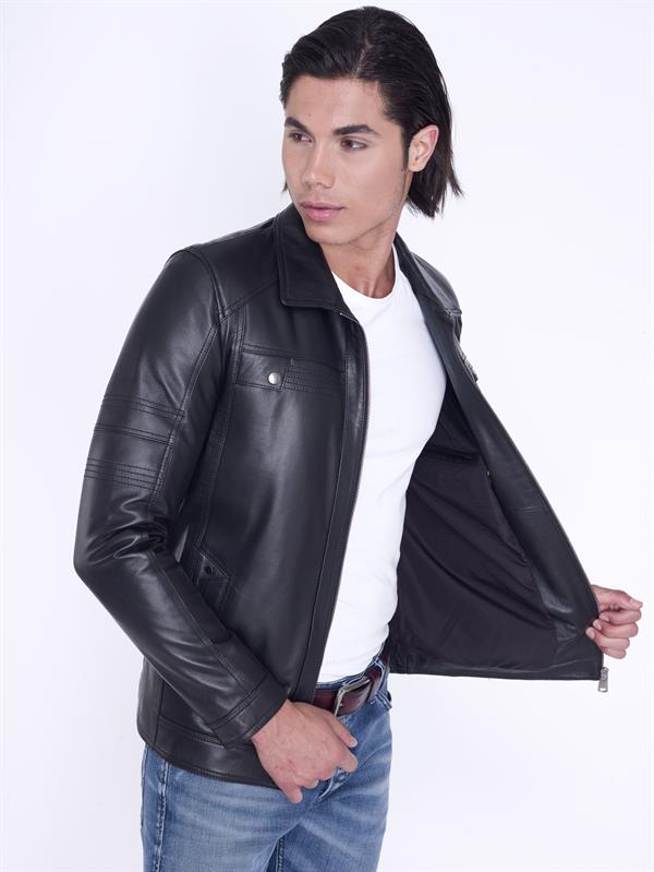 Yakalı Siyah Kuzu Deri Mont