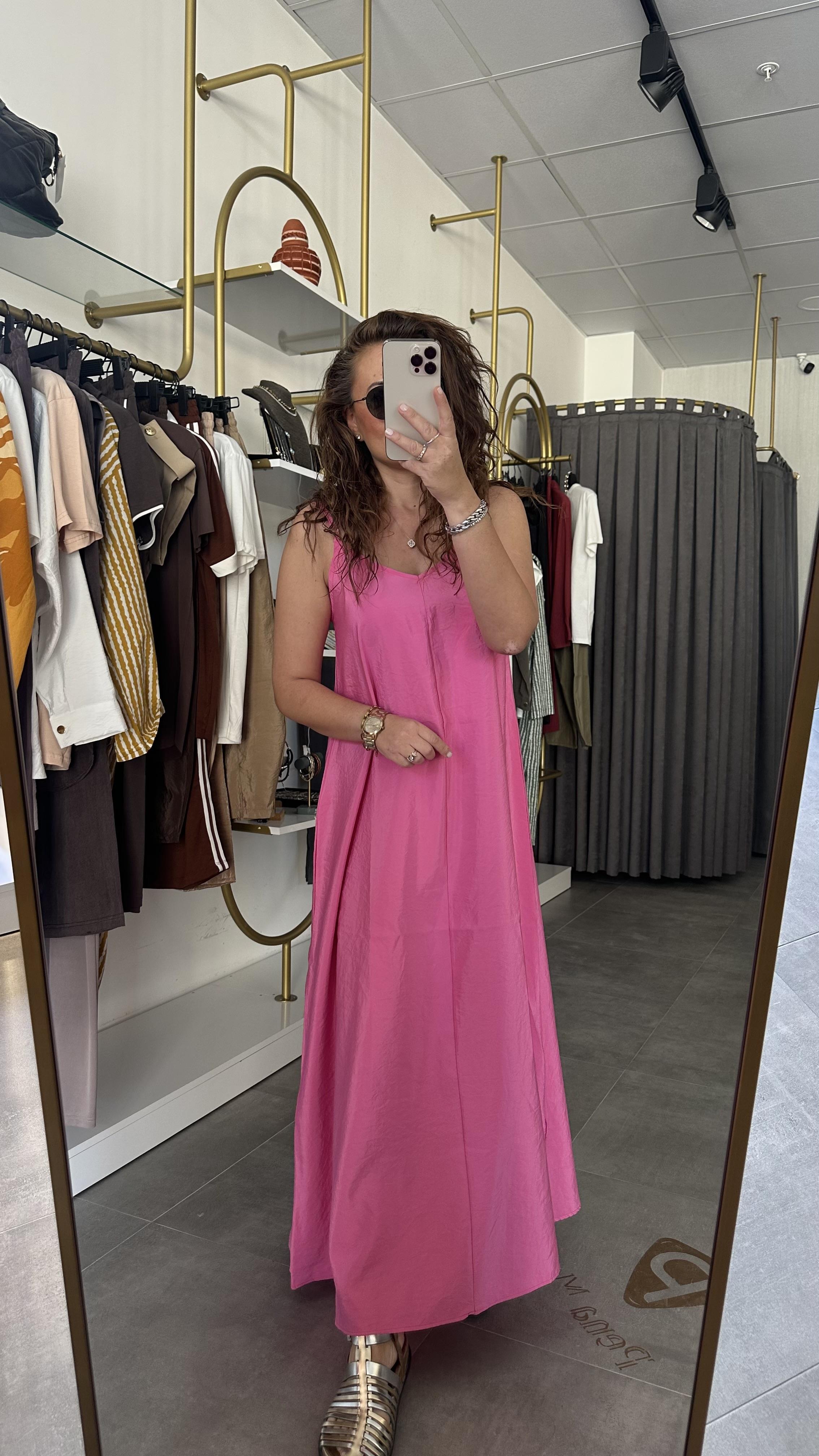 askılı pembe elbise