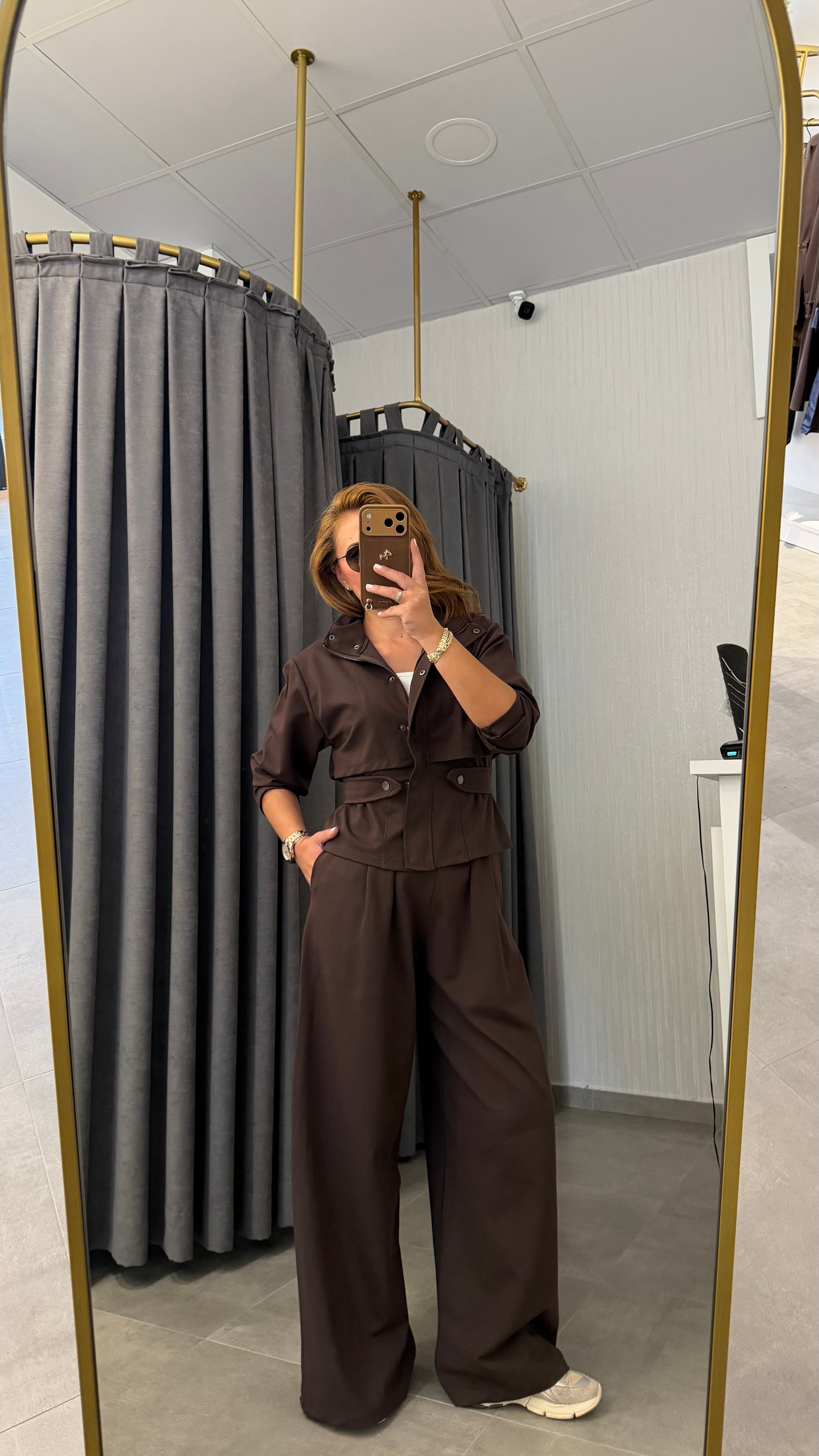 lia kahverengi takım