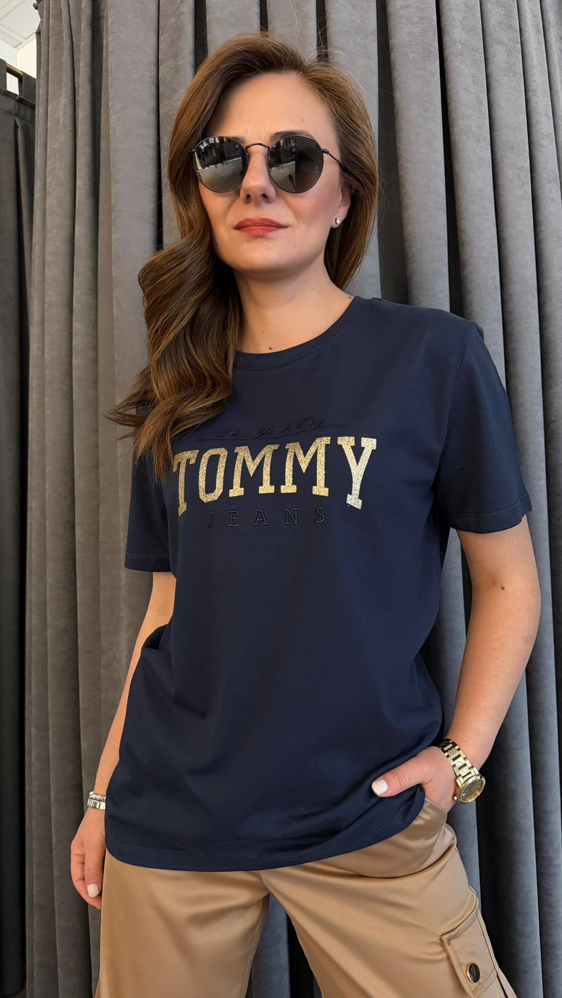 nakışlı baskılı lacivert tshirt