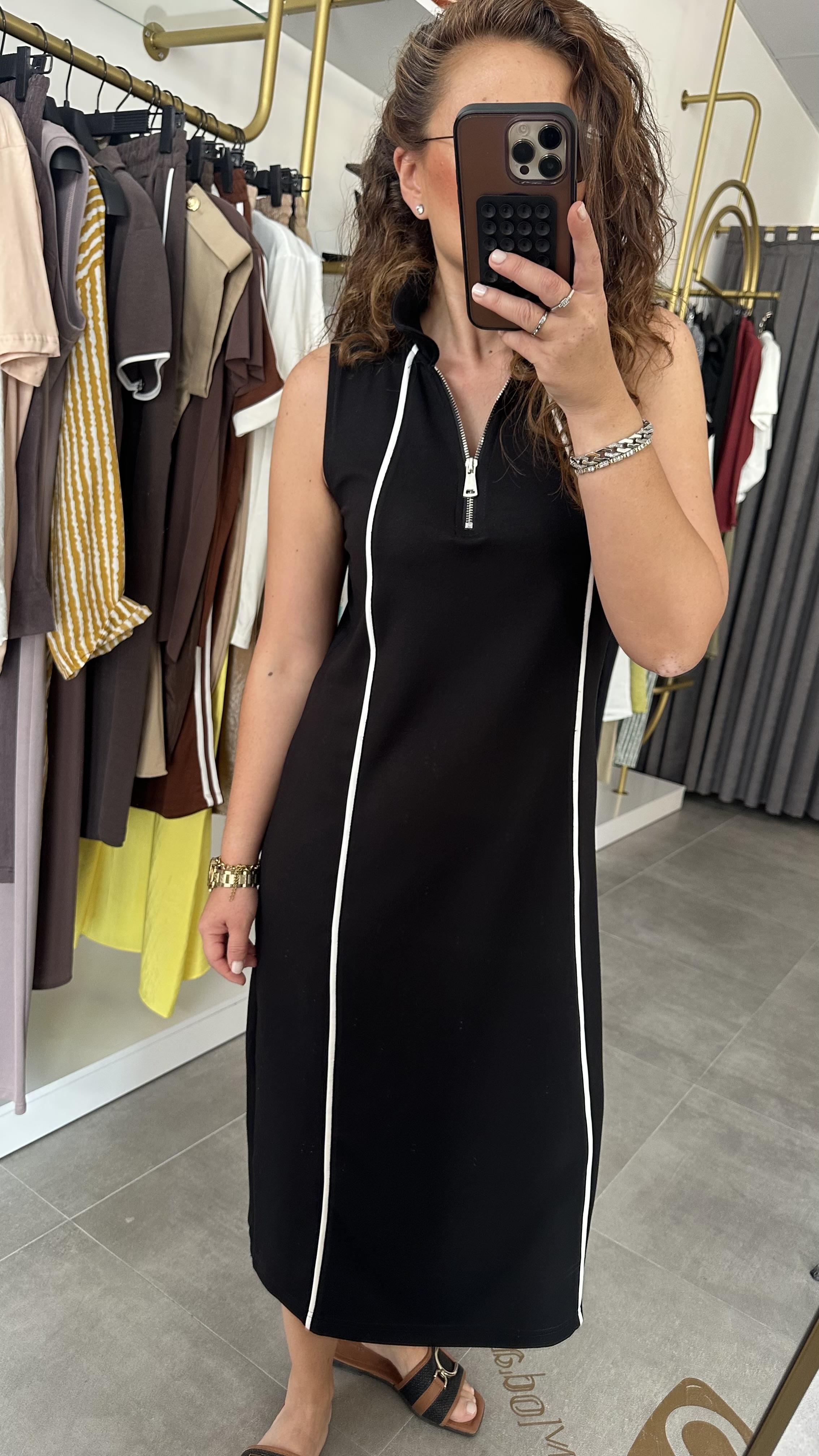 polo yaka kolsuz siyah elbise