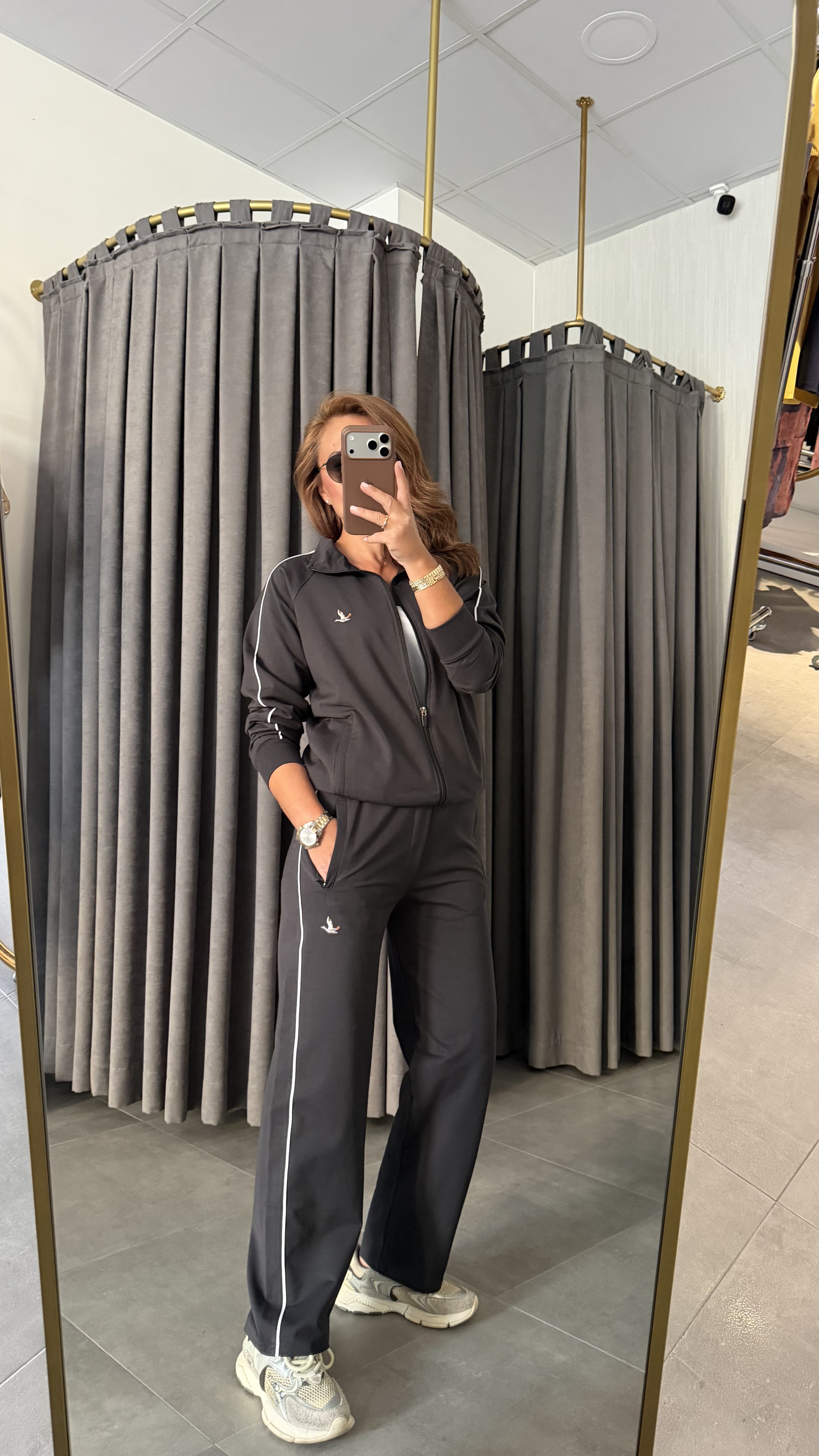 bymn model unısex antrasit takım