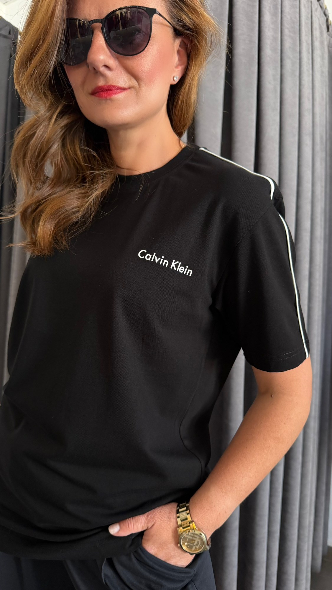 ck omuz biye unısex siyah tshirt