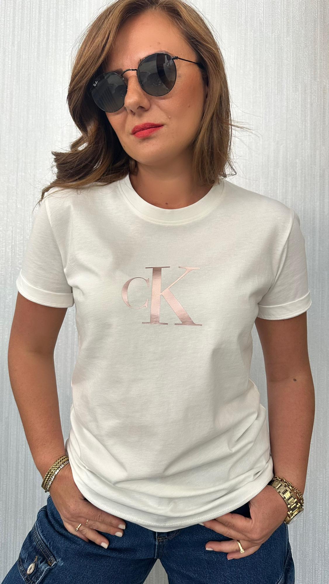 ck pembe baskı ekru tshirt