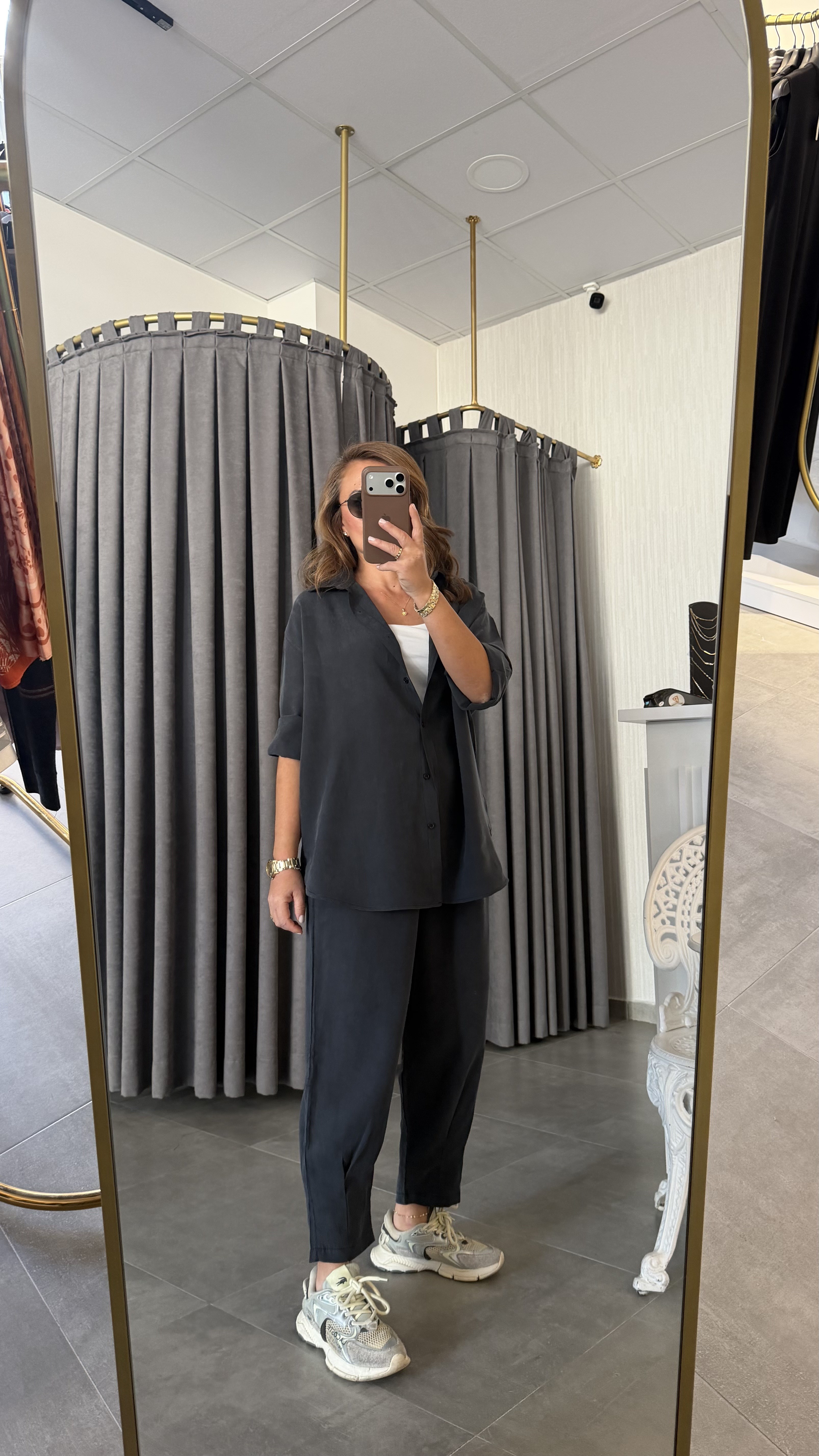 despina havuç antrasit takım