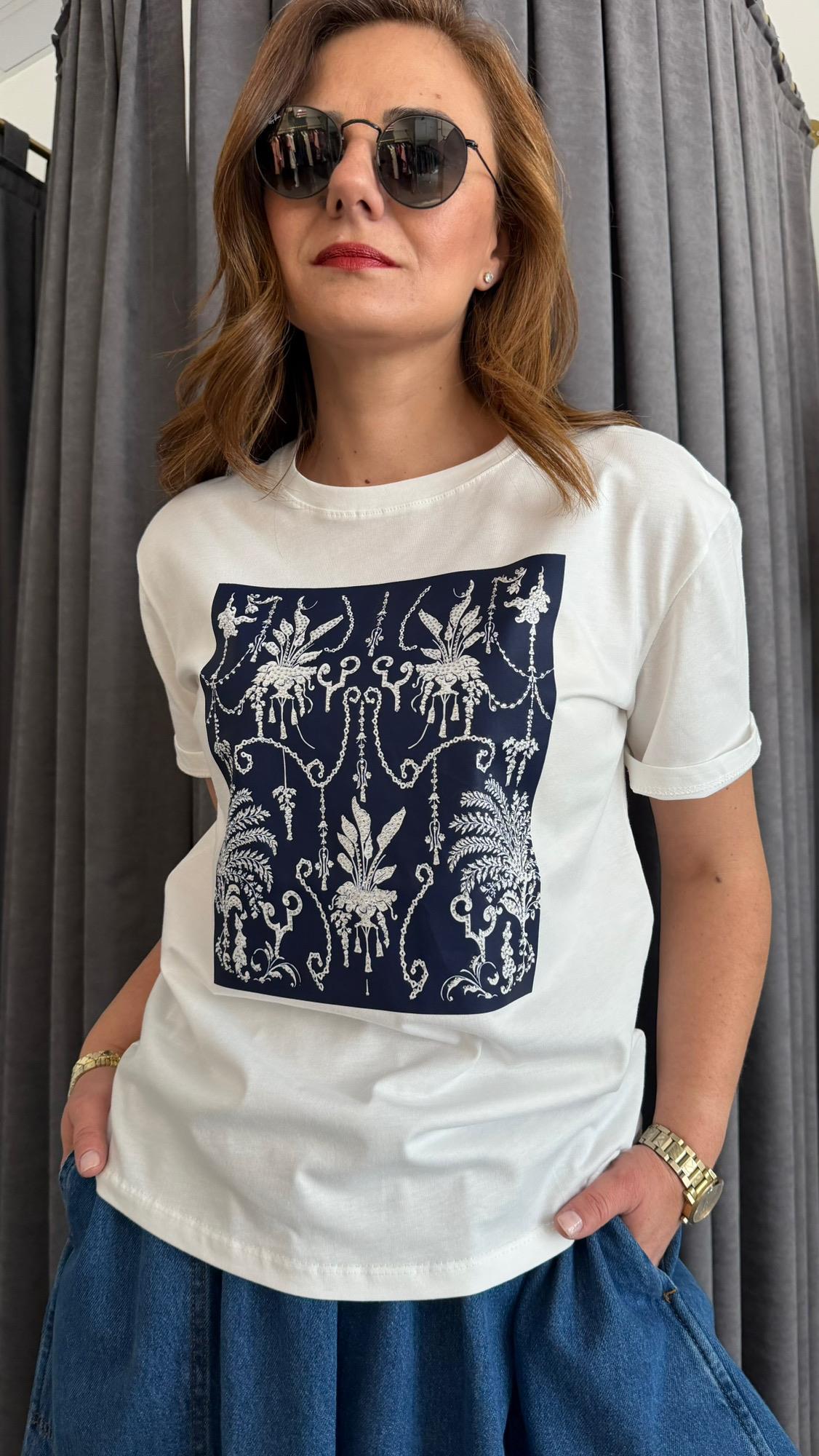 ntwrk sarmaşık desen beyaz tshirt