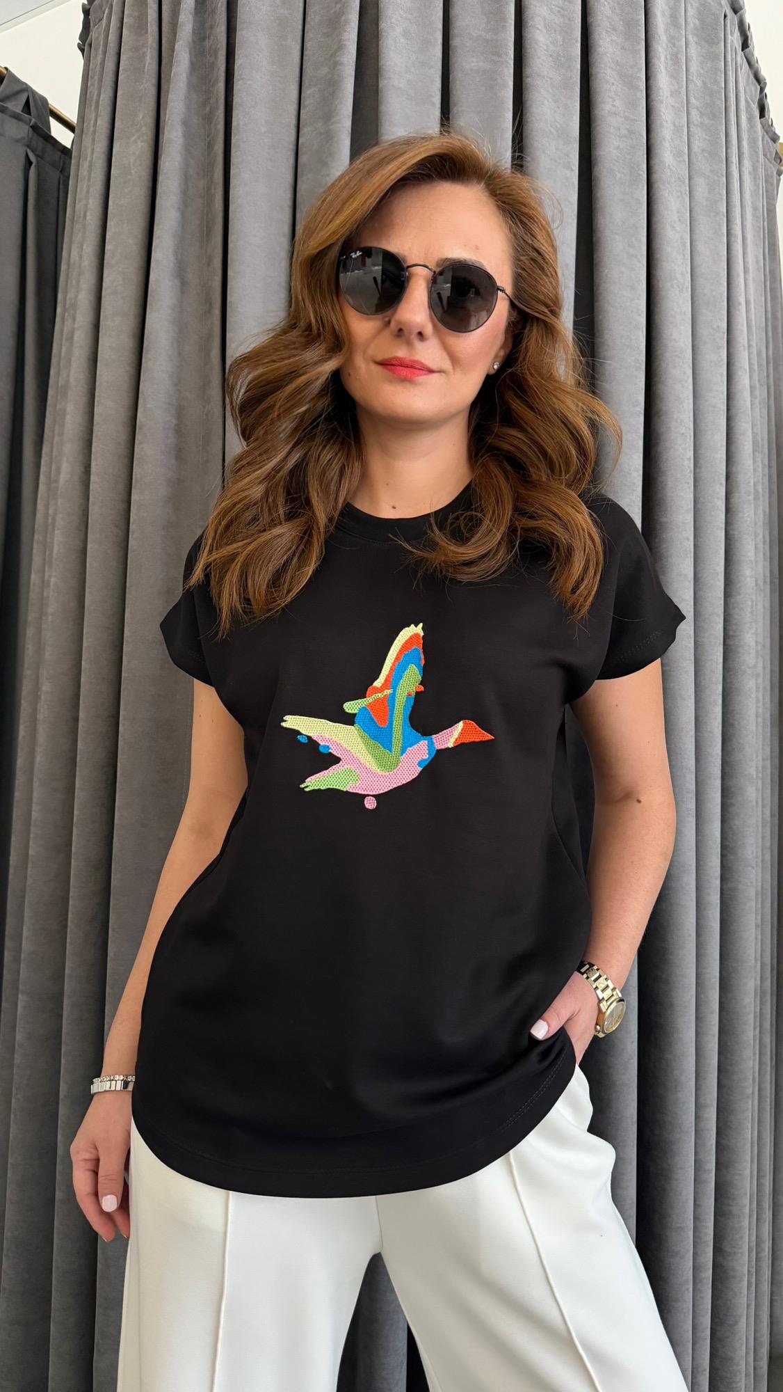 renkli kuş modal siyah tshirt