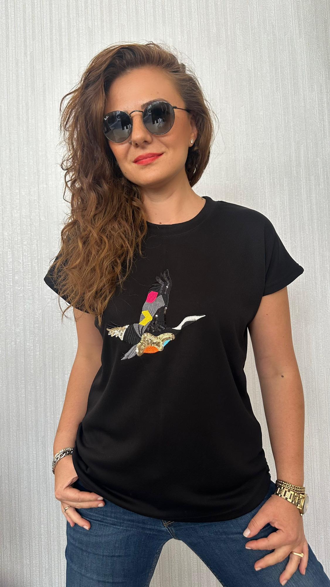 renkli kuş  pul siyah tshirt