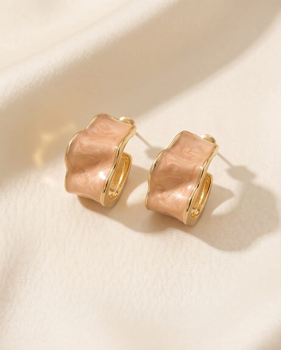 Gold Detaylı Pembe Modern Küpe