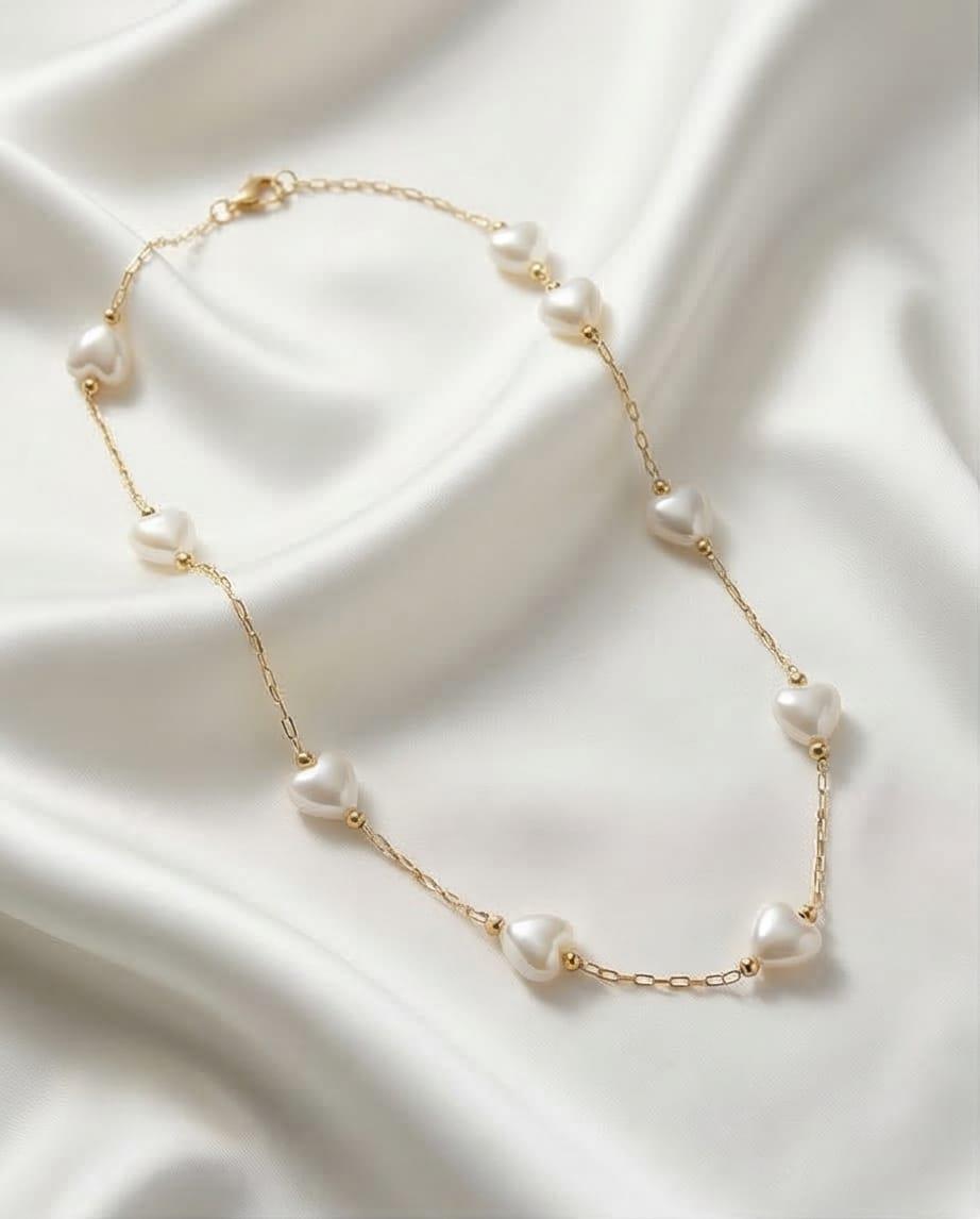 İNCİLİ KALP KOLYE