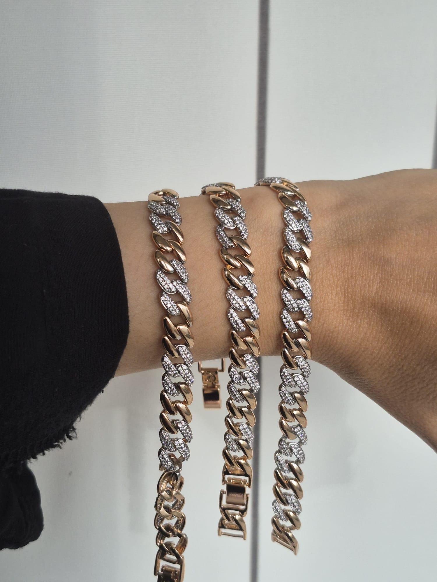 Taşlı Rose Gurmet Bileklik