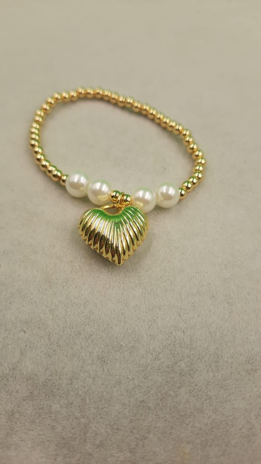 MİSİNA İPİ KALPLİ BİLEKLİK