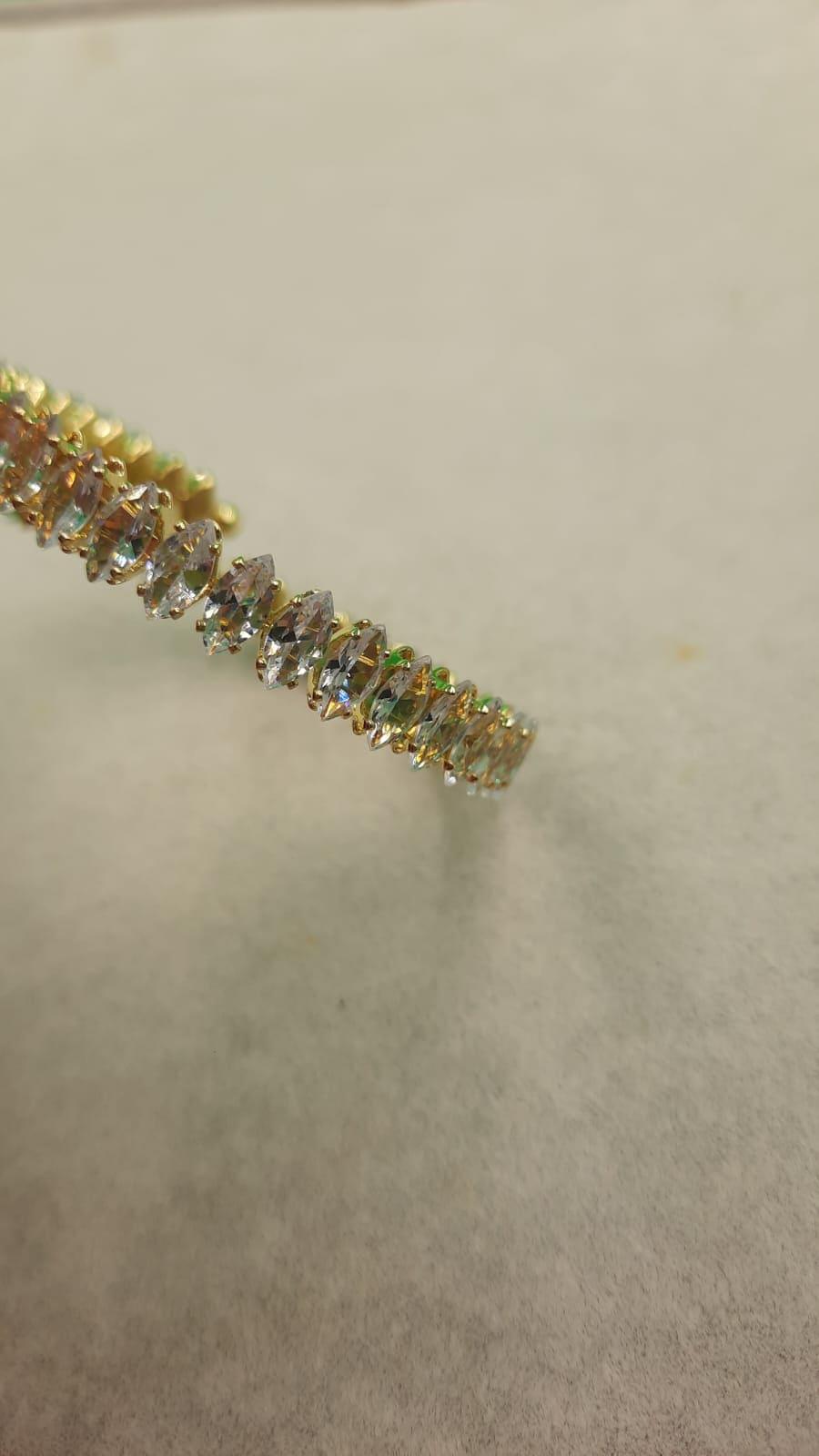 SUYOLU BİLEZİK MODELİ KELEPÇE GOLD