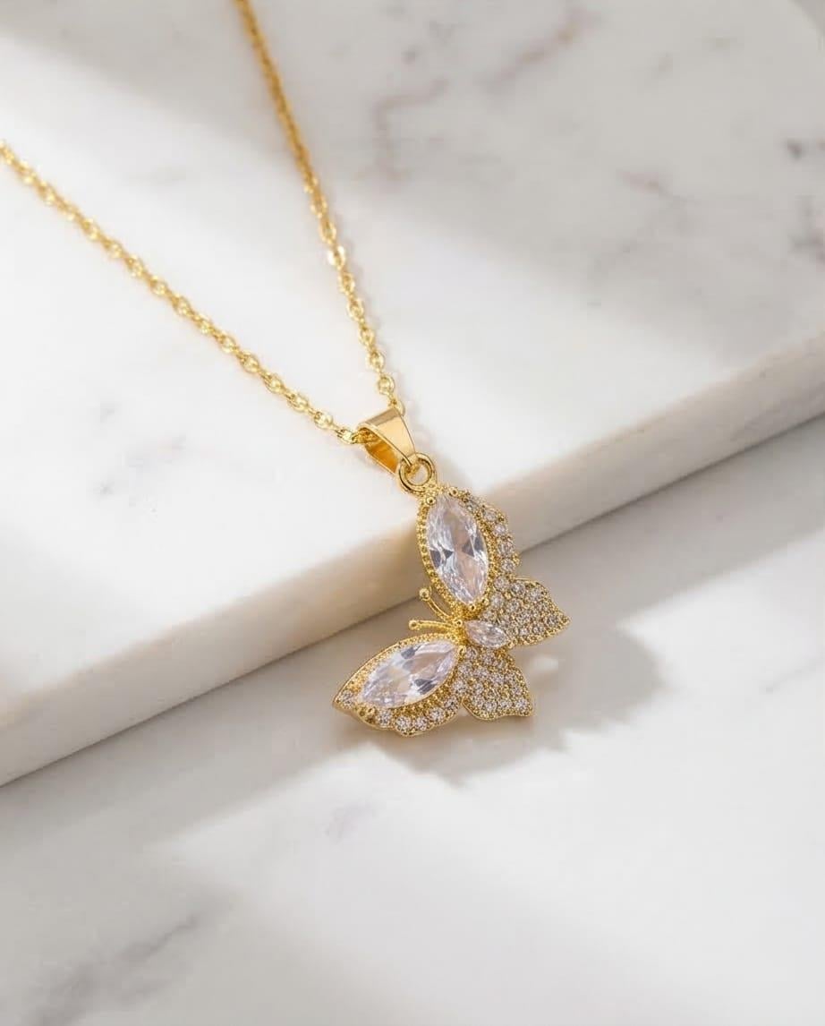 Taşlı Kelebek Kolye