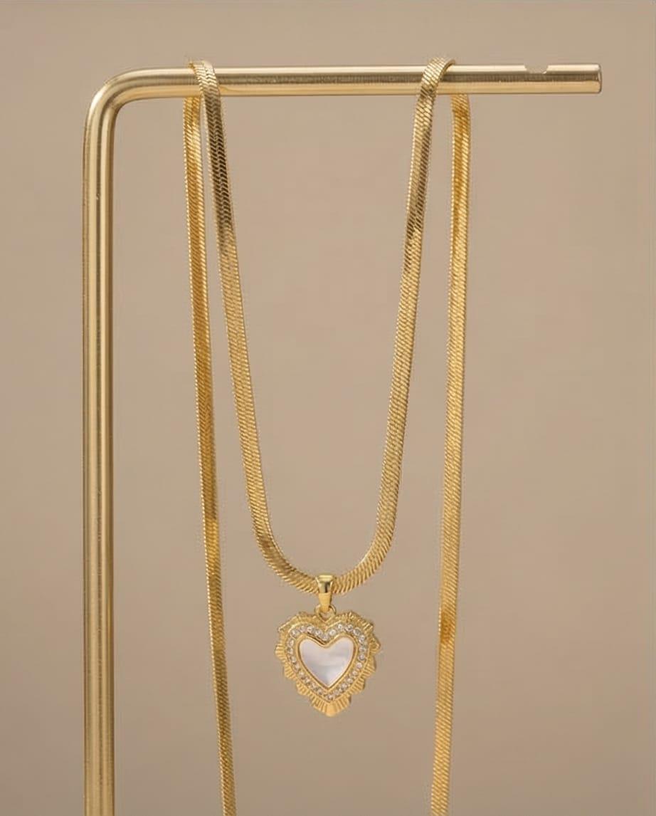 Yassı Zincirli Mineli Kalp Kolye