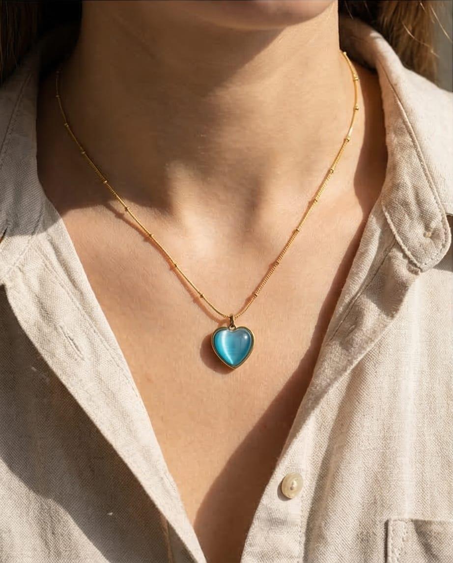 Yeşil Taşlı Kalp Kolye