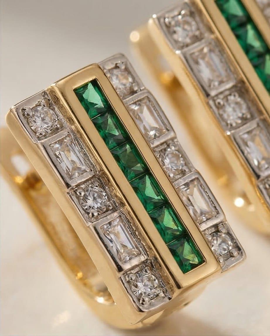 Yeşil Taşlı Küpe