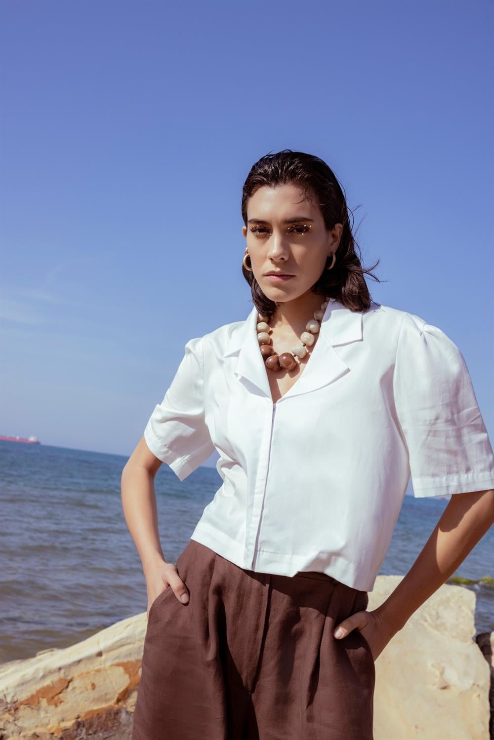 Beyaz Agraf Kapama Gömlek