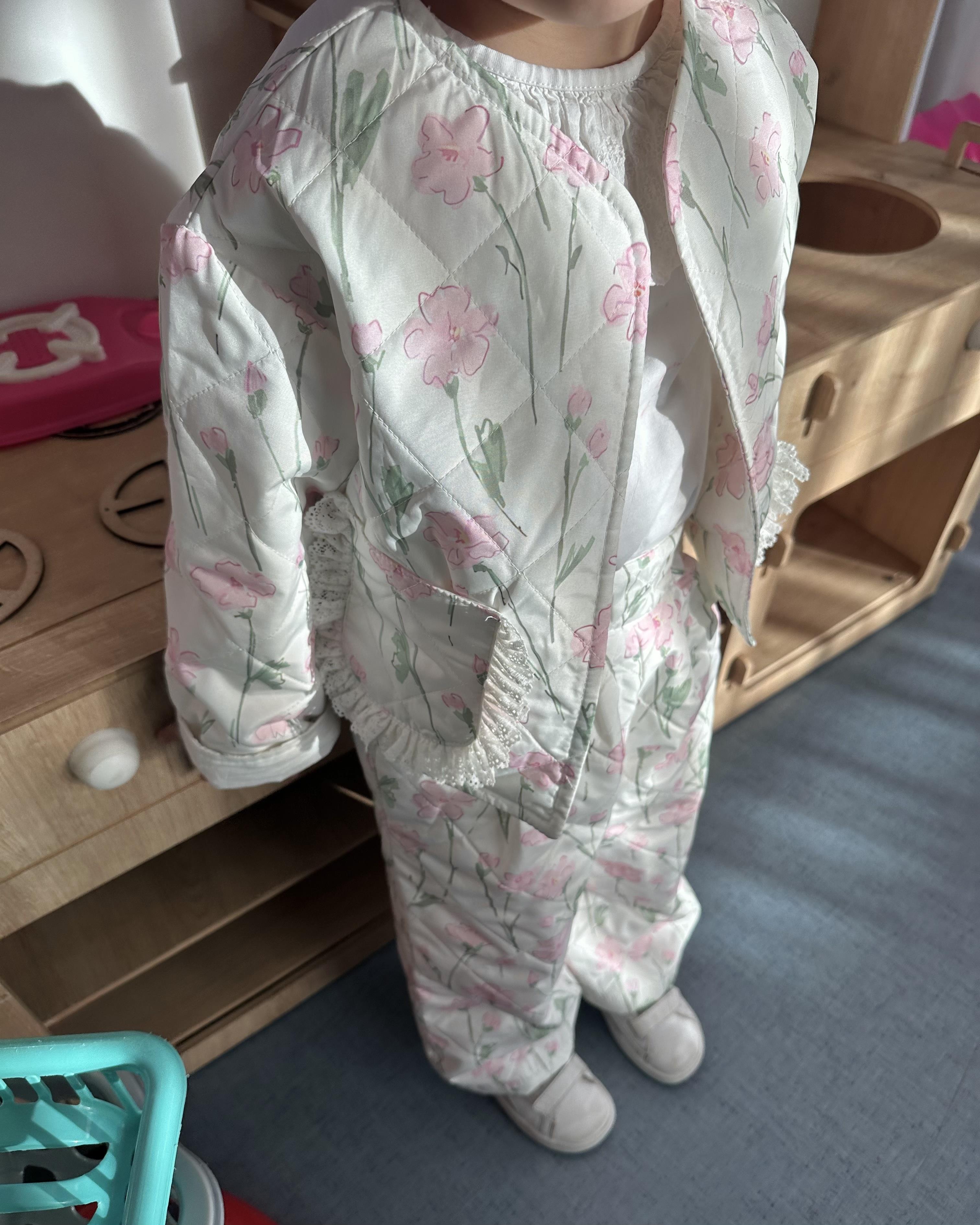 Pink Meadow Breeze Pantolon