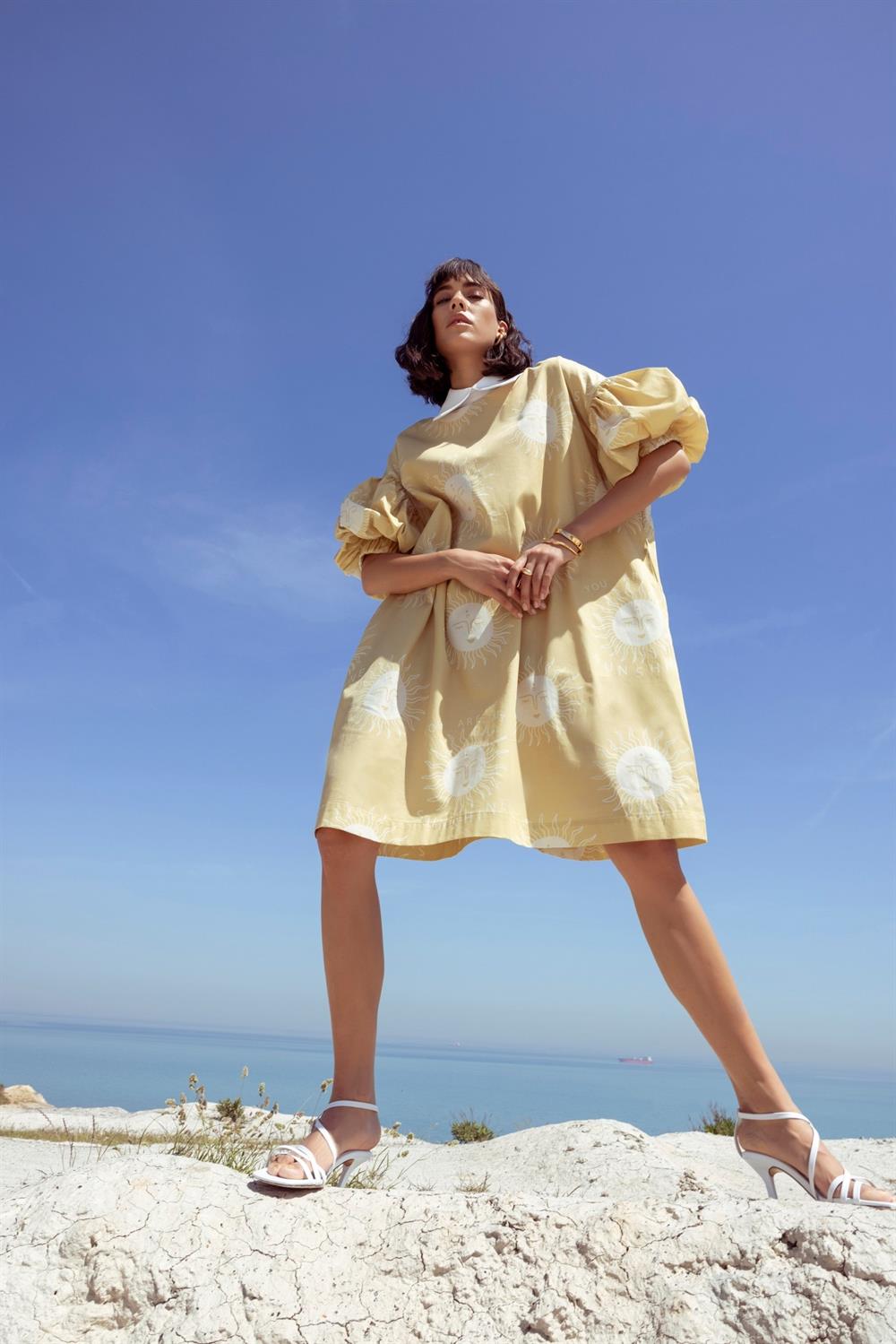  Olwen Balloon Sleeve Dress