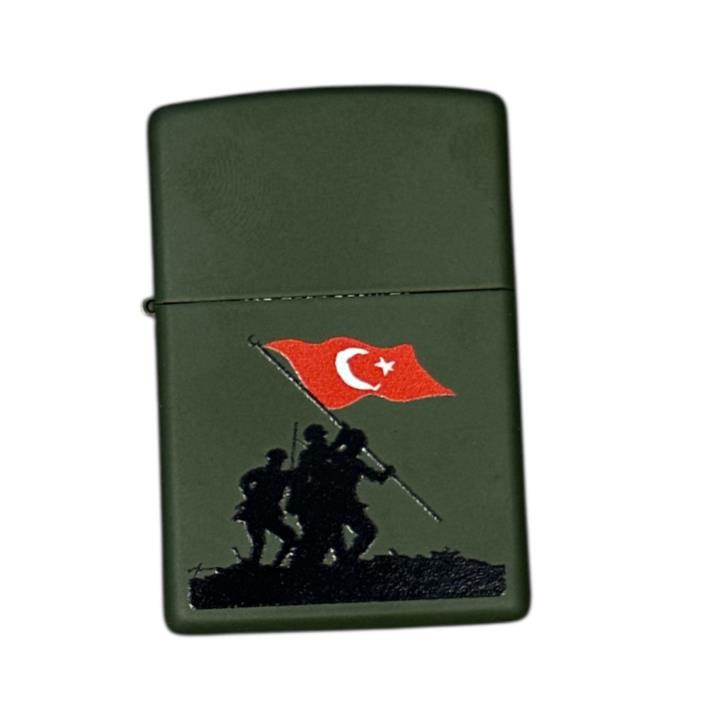 Zippo Turkey Soldiers Flag Design Çakmak 221-067542 (1-1)