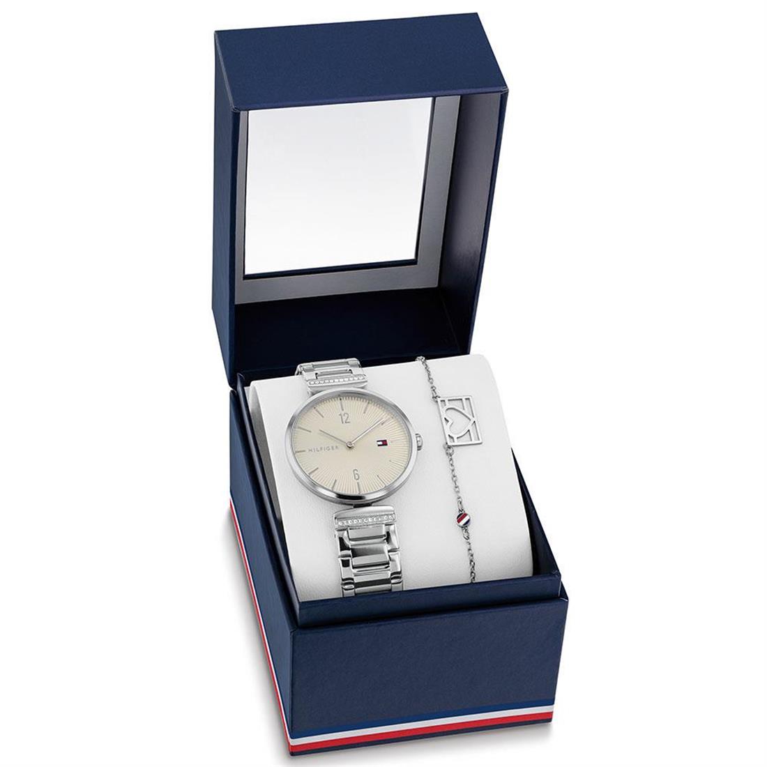 TOMMY HİLFİGER Kadın Set Kol Saati ve Bileklik TH2770098