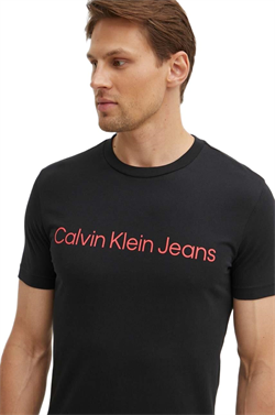Calvin Klein Erkek Kırmızı Logolu T-Shirt J30J322552
