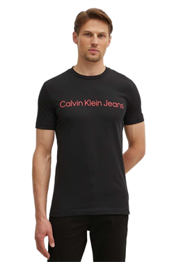 Calvin Klein Erkek Kırmızı Logolu T-Shirt J30J322552