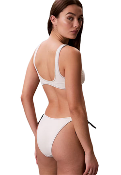 Calvin Klein Kadın Beyaz Bralet Bikini Üstü LV00Q61100